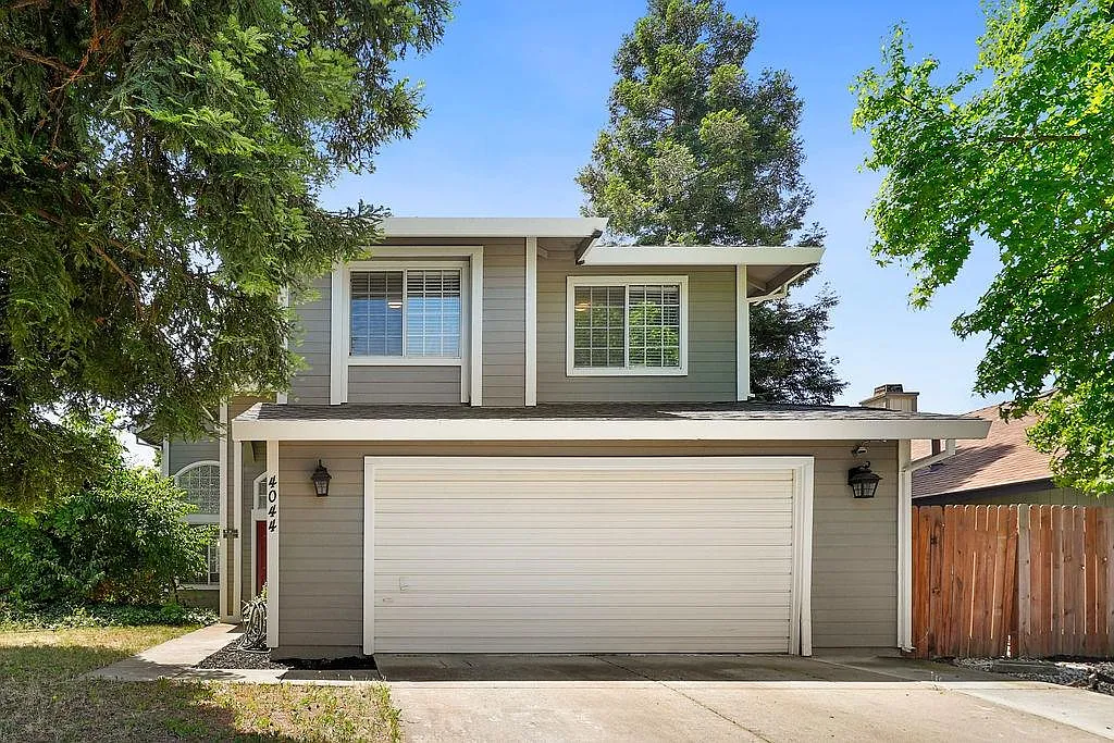 4044 Tawny Meadow Way photo 1