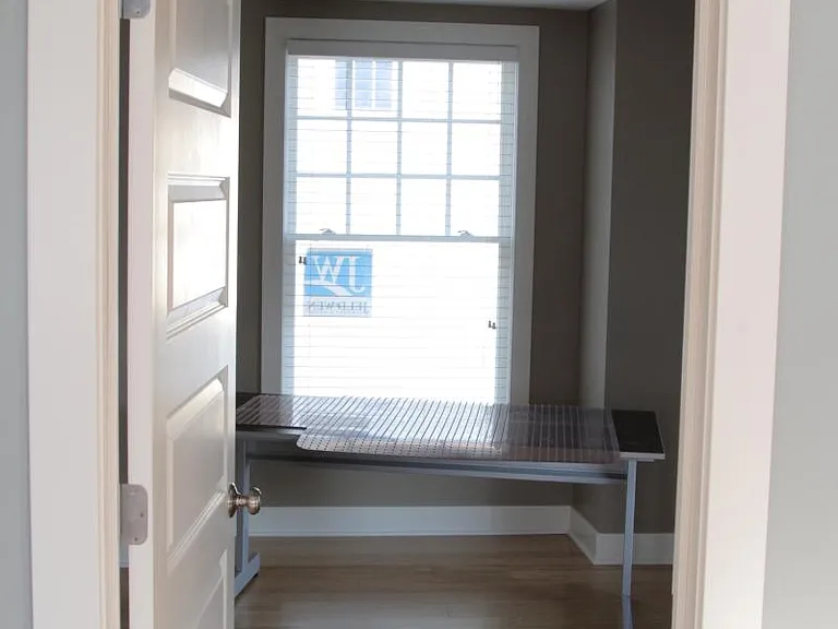 556 Pleasant St SE #1 — Photo 7