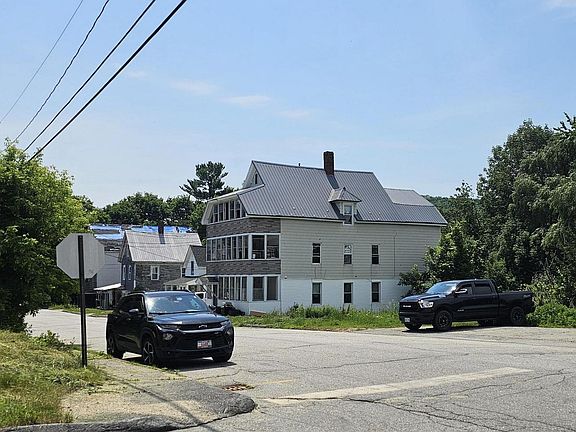 4th image of 151 Oxford Avenue