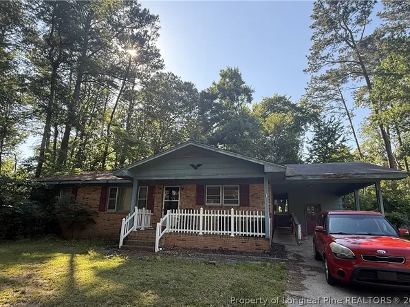 508 Nixon Dr, Sanford, NC 27330