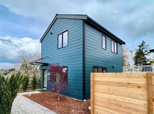 7047 C 16th Ave NW, Seattle, WA 98117