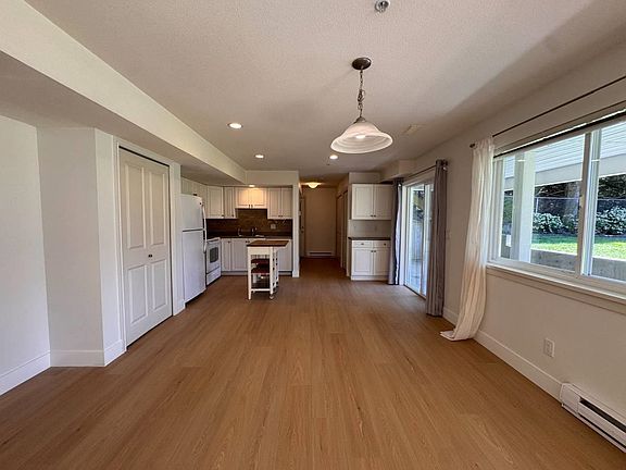 4th image of 23836 132a Ave