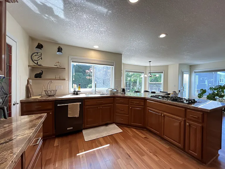 14980 SW Chardonnay Ave — Photo 7