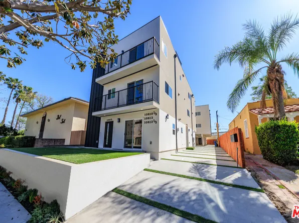 10810 Hesby St, North Hollywood, CA 91601