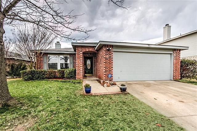 1st image of 3002 Westview Dr