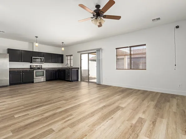 7007 W Mercer Ln, Peoria, AZ 85345