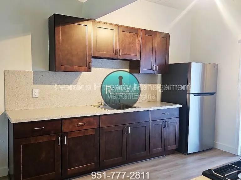 3581 Chicago Ave — Photo 7
