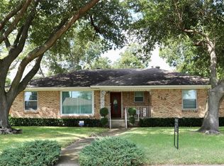 813 Daventry Dr, Garland, TX 75040