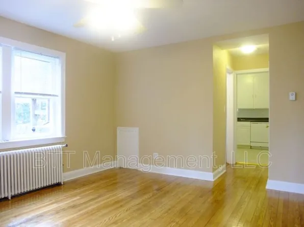 8405 Greenwood Ave APT 3, Takoma Park, MD 20912