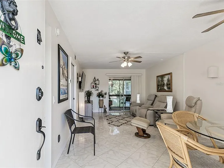 2750 E Bay Dr #12B — Photo 5