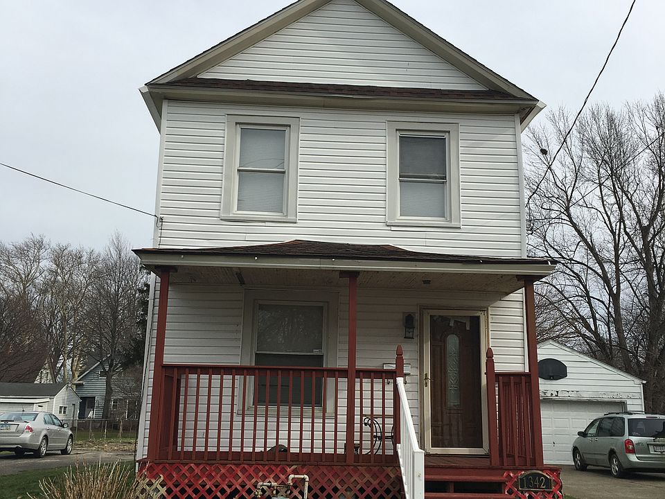 2nd image of 1342 Thayer Ave
