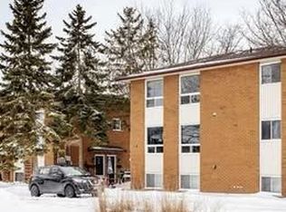 8 C Moir St #C, Peterborough, ON K9H7N4