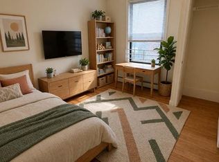 1 Leyland St #2R, Dorchester, MA 02125