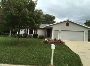 2219 Paul Rd, Manitowoc, WI 54220