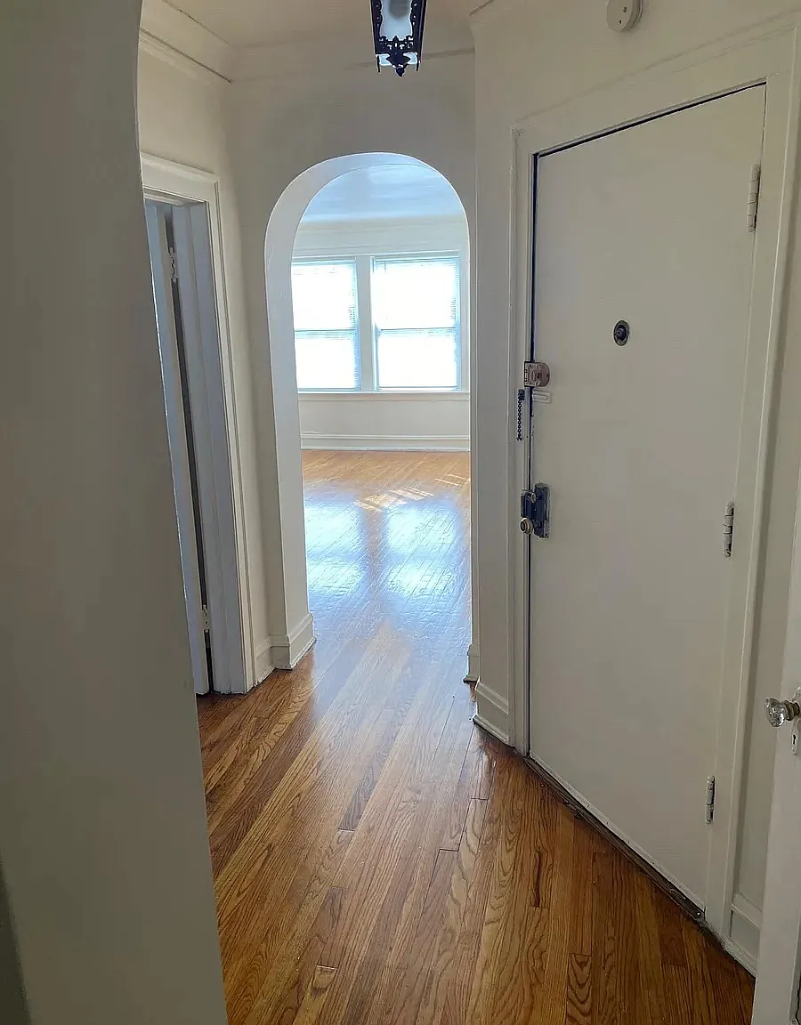 1 bed, 850 sqft, $1,000 — Photo 4