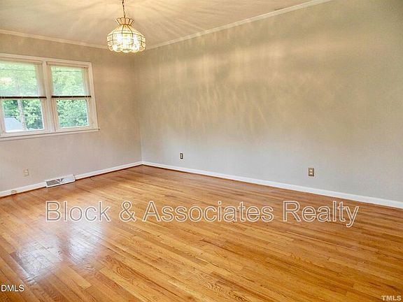 4th image of 714 Carter Ave