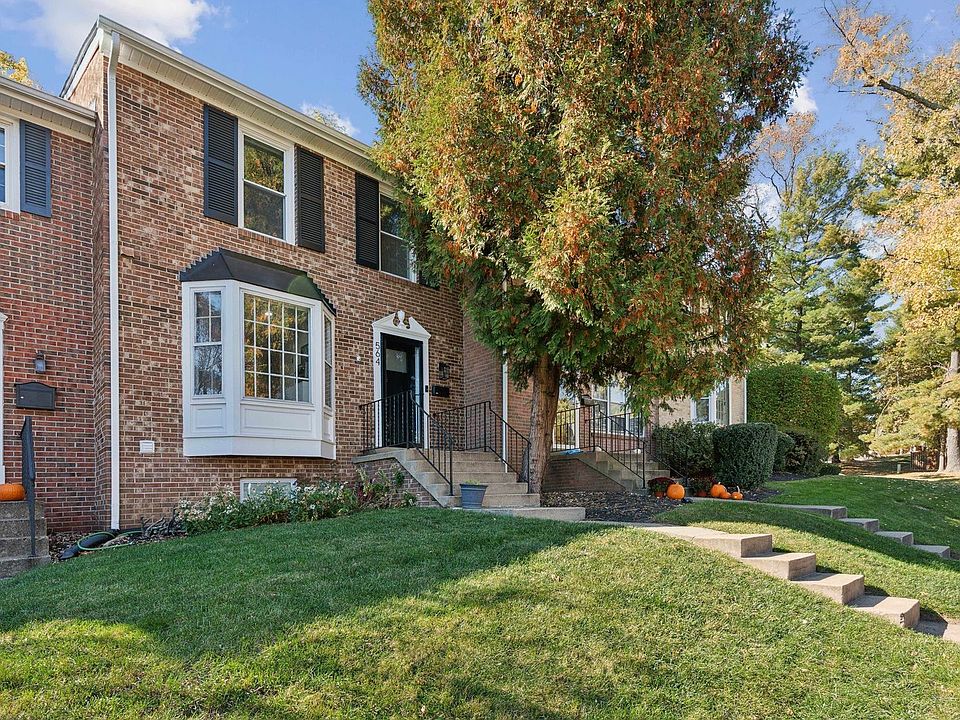 1st image of 564 Windover Ave NW