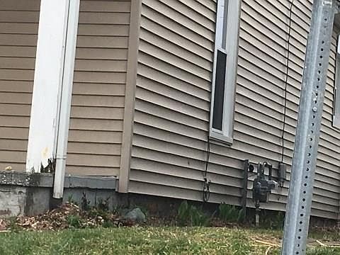 2nd image of 35 Colorado Ave