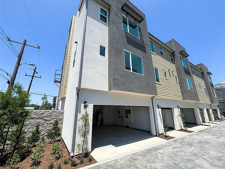 11706 Arkansas St #F — Photo 1