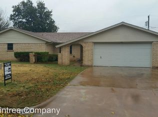 1049 Jan Lee Dr, Burkburnett, TX 76354