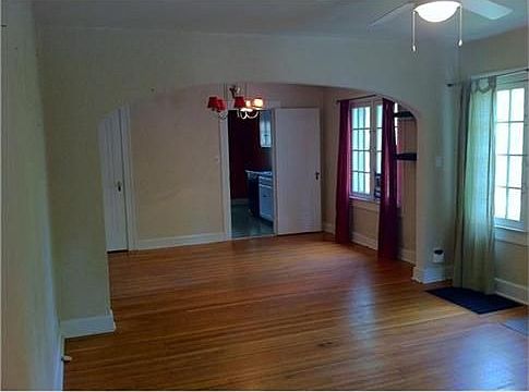 5th image of 526 Kessler Blvd E Dr