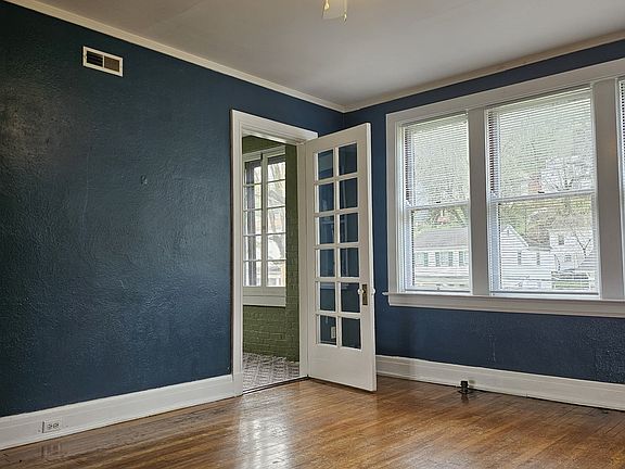 4th image of 345 W 2nd St #3