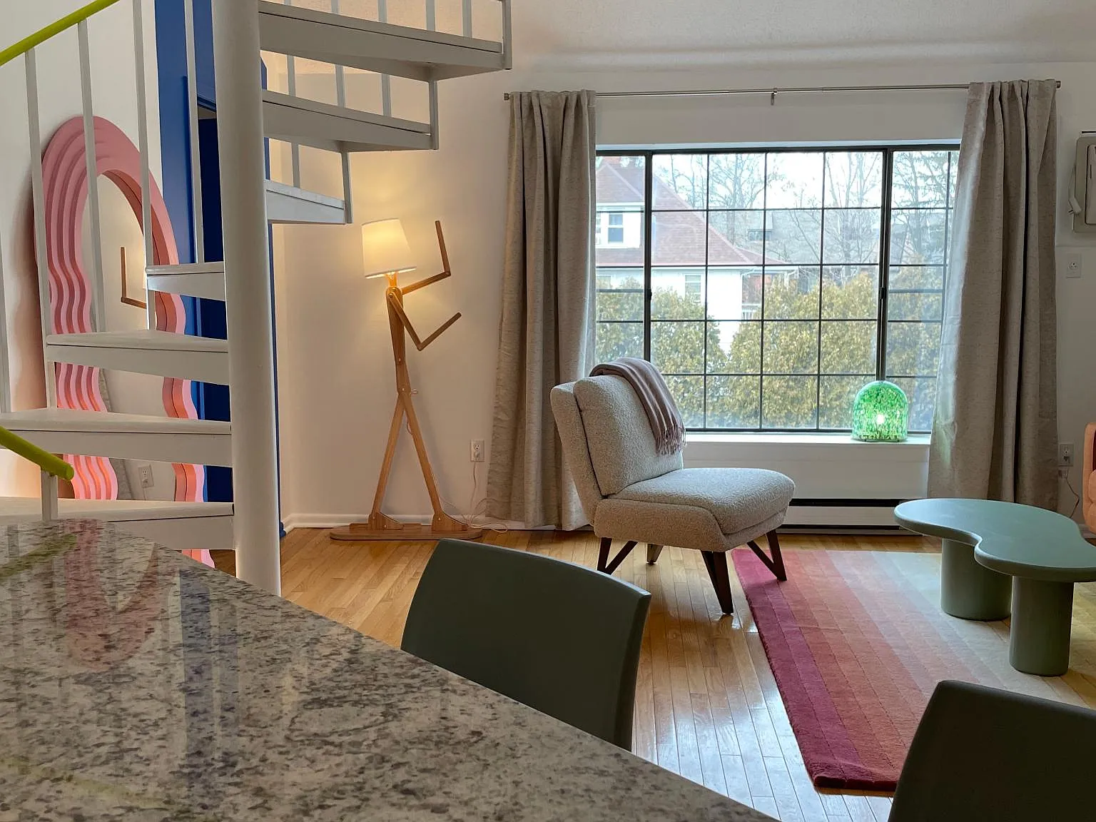 2 bed, 906 sqft, $3,200 — Photo 4