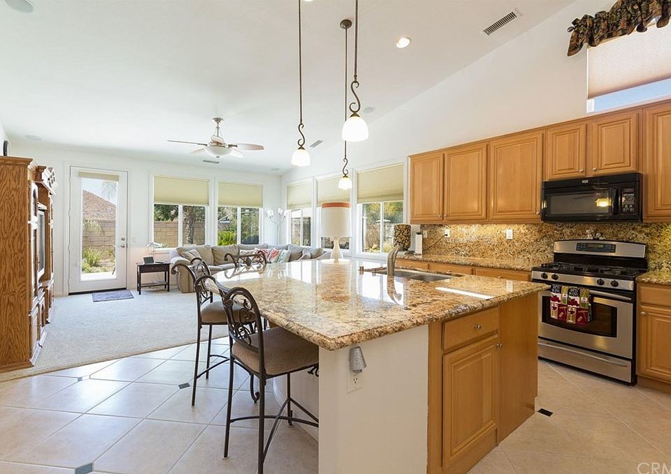 1st image of 33082 Canopy Ln