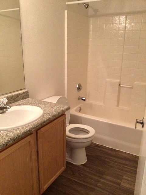1st image of 2996 Duxbury Dr #0