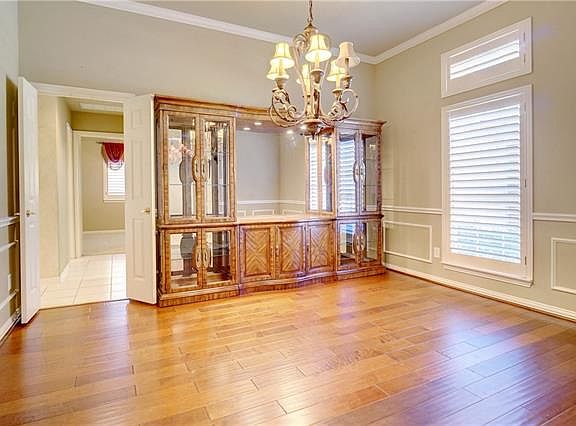 5th image of 1833 Windsong Cir