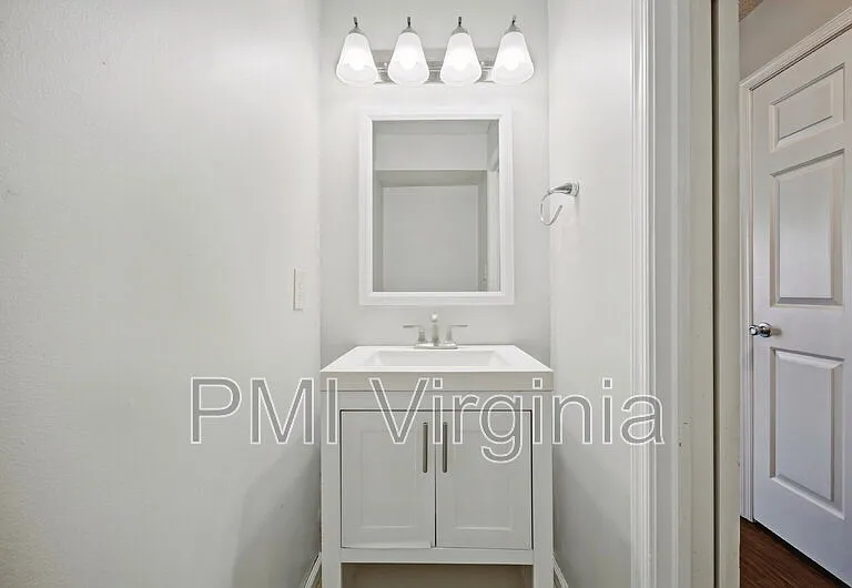 3310 Scarborough Way — Photo 13