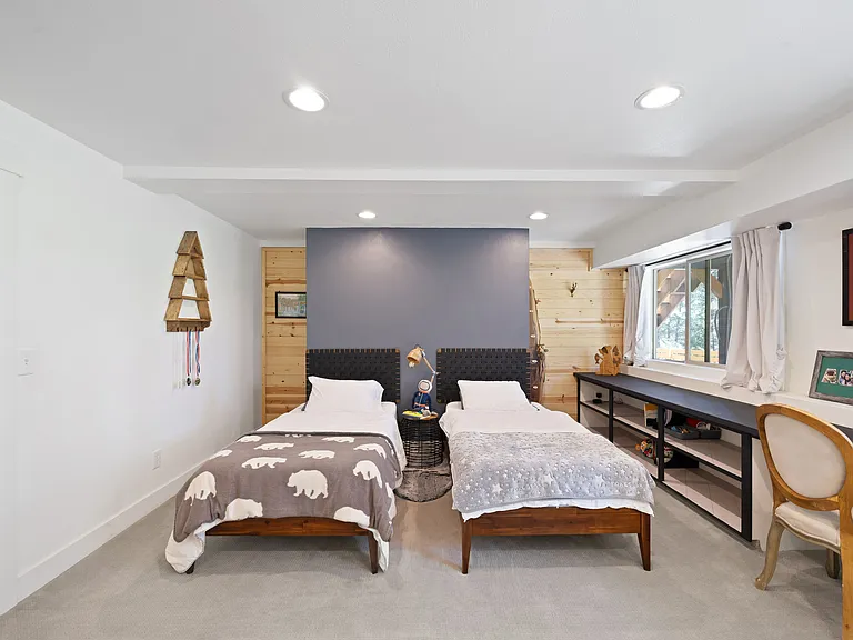 lower level bedroom 2.