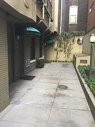 Rented by Metropolis Real Estate of Manhattan