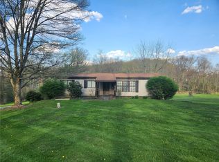 935 Rockdale Rd, Butler, PA 16002