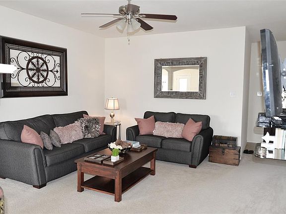 2nd image of 1424 Brownford Dr