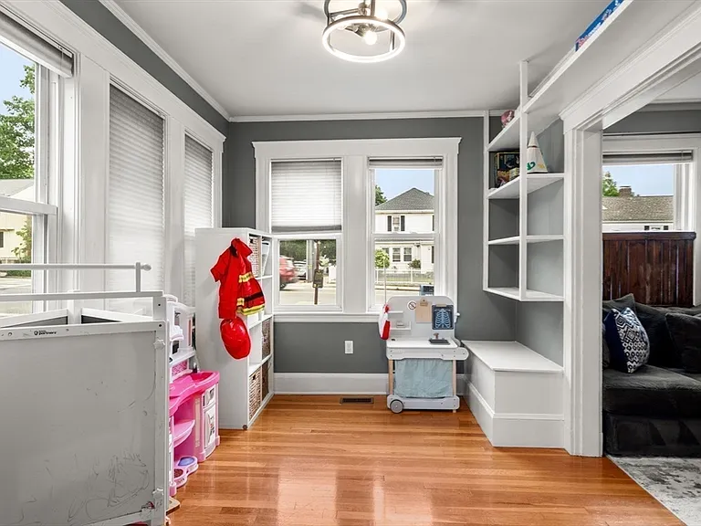 1504 Centre St #1 — Photo 13