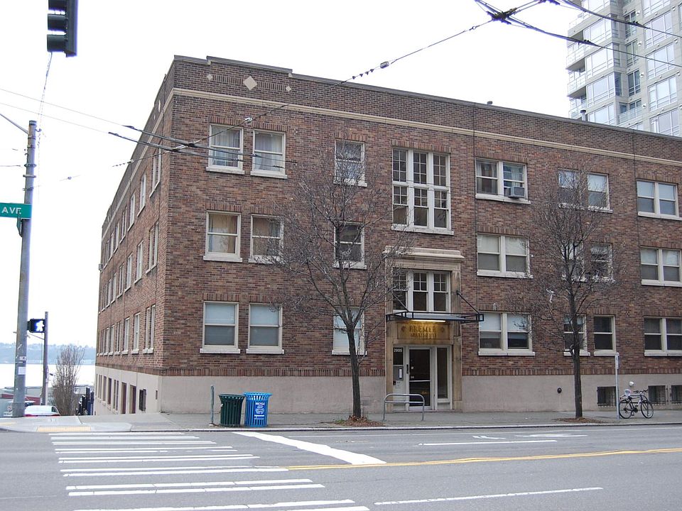 1st image of 2905 1st Ave #4267c113f