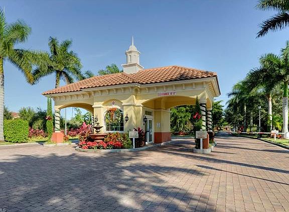 3rd image of 20160 Estero Gardens Cir Unit 105