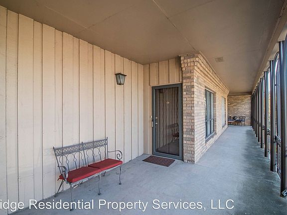 2nd image of 4312 Bellaire Dr S APT 224