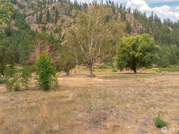 5th image of 372 Mad Ranch Lane