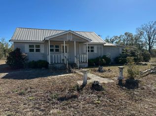 5863 Sherman Dr, Marianna, FL 32446