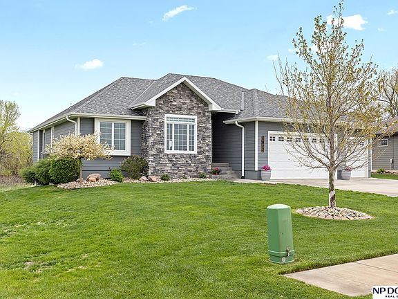 2nd image of 1022 Brickyard Dr