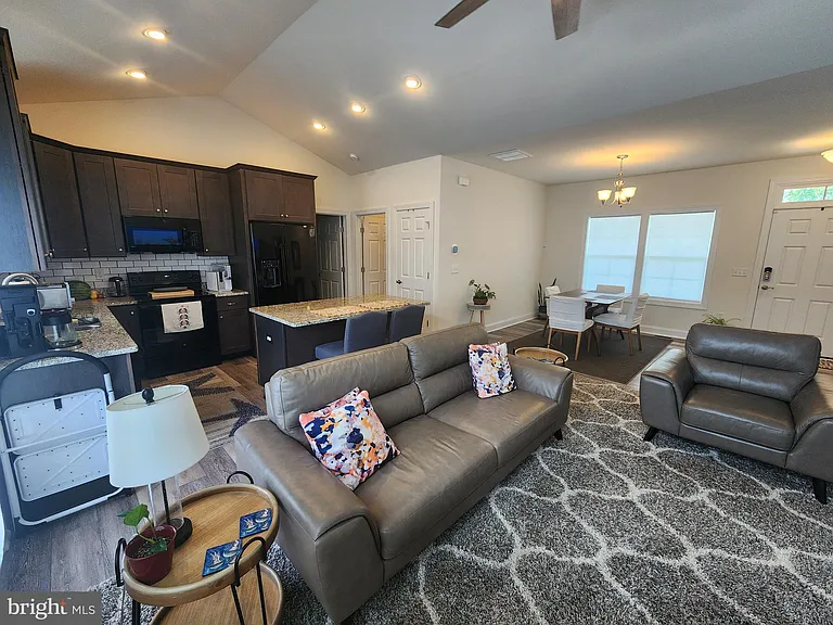 26017 Starboard Dr — Photo 8
