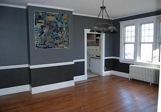 3rd image of 2 N Elm Ave