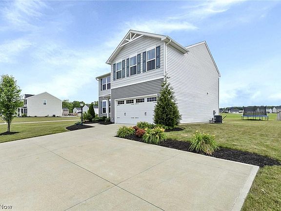 3rd image of 7825 Chesterfield Dr