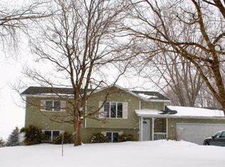 101 3rd St, Holdingford, MN 56340