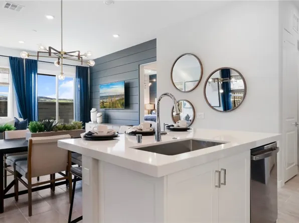 794 Sunrise Rd, Ladera Ranch, CA 92694