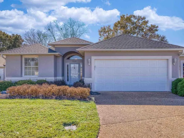 3209 Kingsmill Dr, Pace, FL 32571