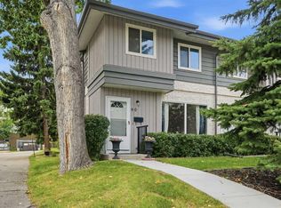 999 E Canyon Meadows Dr SW #90, Calgary, AB T2W 2S6