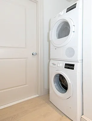 Rented by Avenues Real Estate | media 2